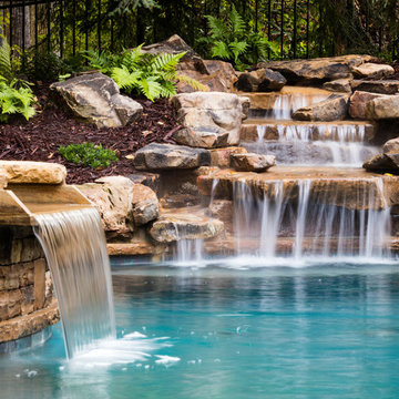Natural Garden Pool & Spa