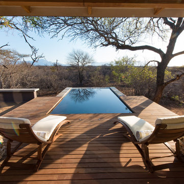 Nkanyi House