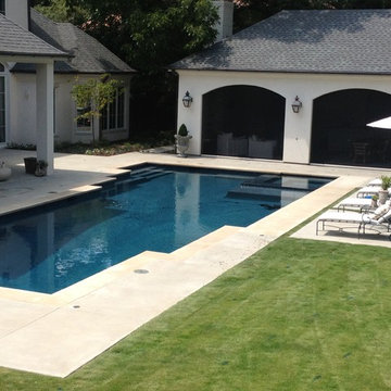 North Dallas, TX - Contemporary Pool and Landscape
