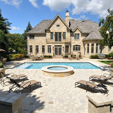 Northbrook, IL Compact Lap Swimming Pool and Hot Tub