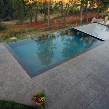 Northwest Spokane Infinity Pool