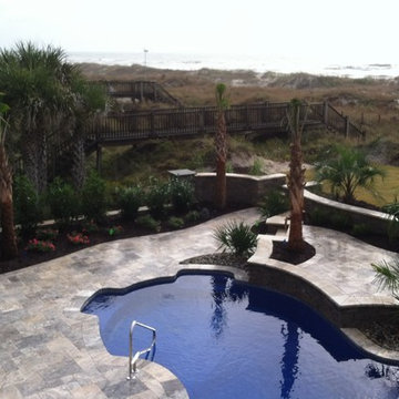 Oceanfront poolscape