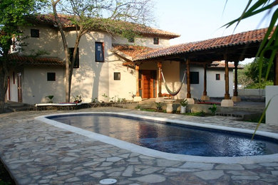 Example of a pool design in Sacramento