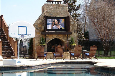 OUTDOOR FIEPLACE AND TV