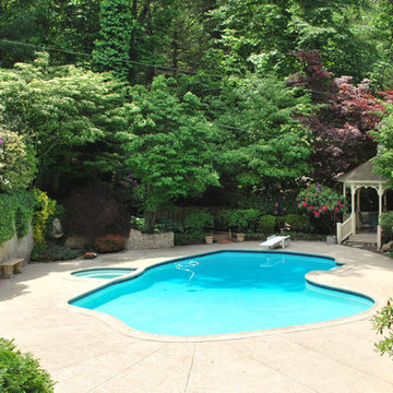 Outdoor living - pool & gazebo