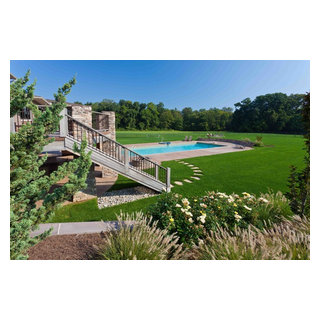 Outdoor Living Rea - Country - Swimming Pool & Hot Tub - Other - by Custer  Homes Inc | Houzz IE