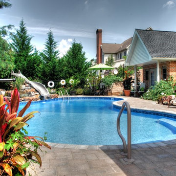 Outdoor Pool with Lounge