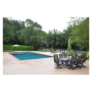 Plan for Later - Traditional - Pool - Cedar Rapids - by Pool Tech | Houzz