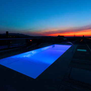 Pool auf einem Dach