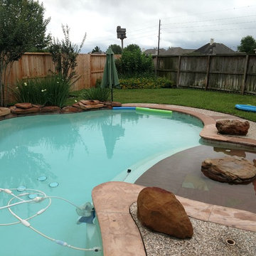 Pool Cleaning Service Montgomery County TX