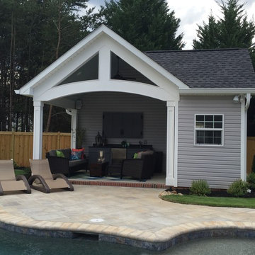 Pool House - Backyard Oasis