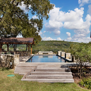 Pool + View