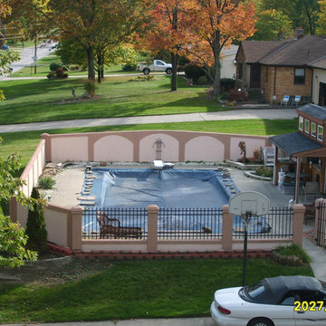 Pool wall and pool house