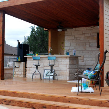 Poolside Cabana in the Texas Hill Country