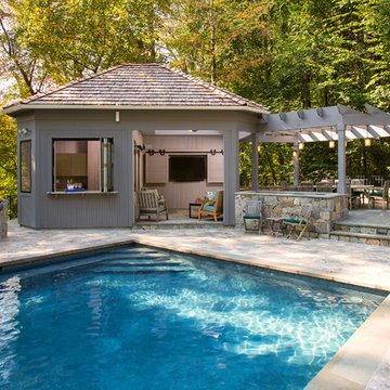 Poolside Dining and Entertainment