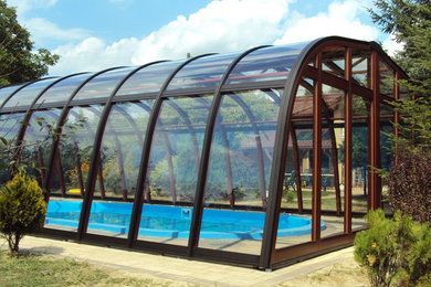 Diseño de piscina contemporánea grande