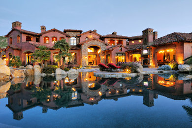 Tuscan pool photo in San Diego