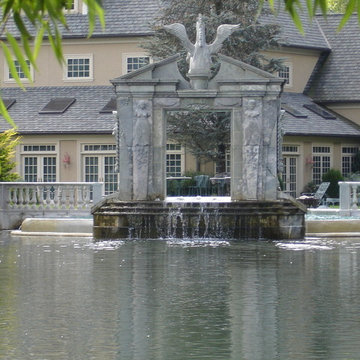 Private Residence - Formal Pool and Fountain Gateway