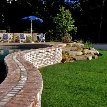 Raised Pool