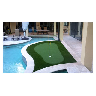 Residential Putting Green - Contemporary - Pool - Orlando - by EasyTurf ...