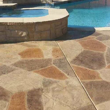 Resurfaced Decorative Pool Deck Resembling Flagstone