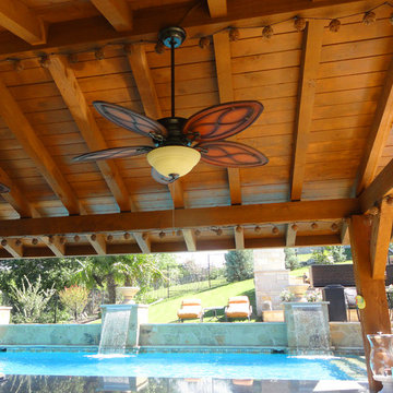 Riverplace Pool & Outdoor Kitchen