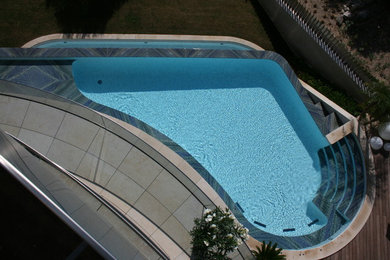 Moderner Pool in Dortmund