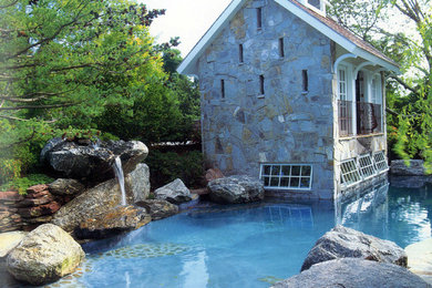 Pool - small farmhouse pool idea in New York