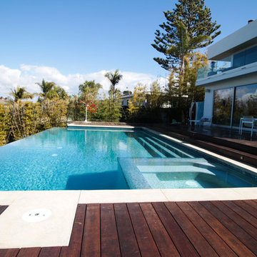 Solana Beach Contemporary Pool and Deck