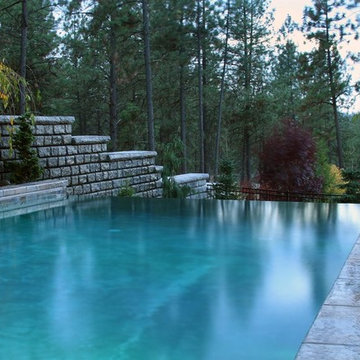 South Hill Infinity Edge Pool