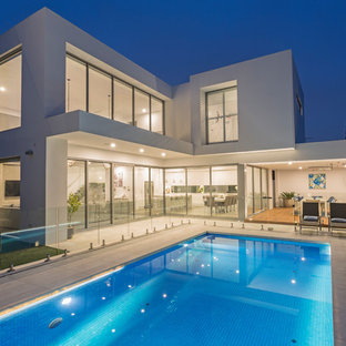 Contemporary backyard rectangular lap pool in Melbourne.