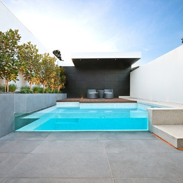 Stunning contemporary pool