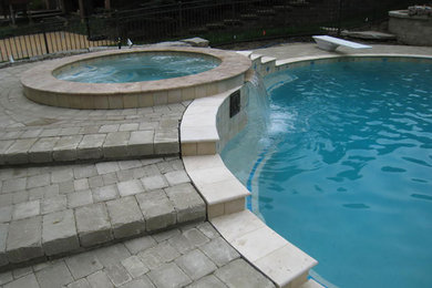 Example of a classic pool design in Minneapolis