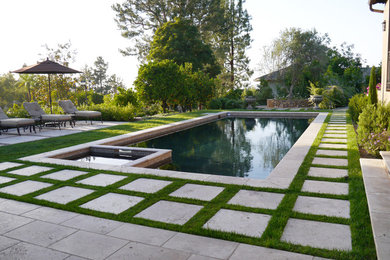 Example of a tuscan rectangular pool design in San Diego