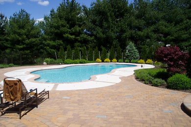 Elegant pool photo in Philadelphia