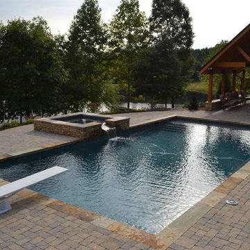 Swimming Pool with Hot Tub