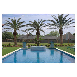 Synthetic Artificial Grass Installation Tropical Swimming Pool