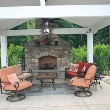 Tanning Ledge, Spa & Outdoor Fireplace