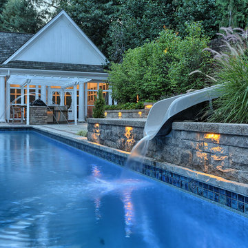 THE TERRACED POOLSIDE