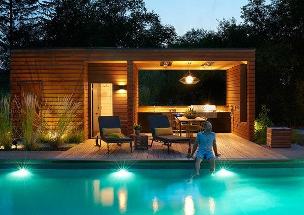 Midcentury Pool by Strand Design
