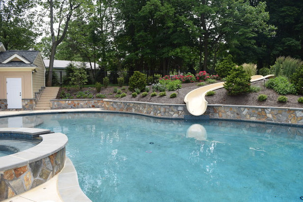 Traditional Pool by TDH LANDSCAPING
