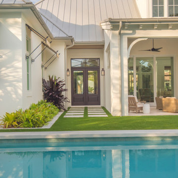 Tranquil, clean back yard and pool