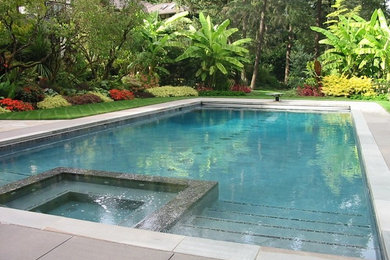 Ejemplo de piscina actual rectangular