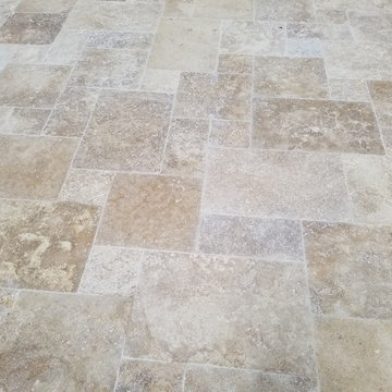 Tropical Travertine Pool Patio