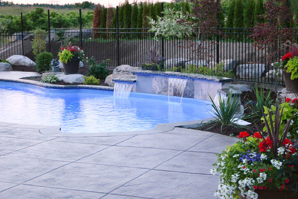 Buds Spas & Pools - Ancaster, ON, CA L9G 3K9 | Houzz