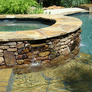 Water Features & Pools