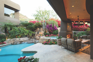 Example of a southwest pool design in Phoenix
