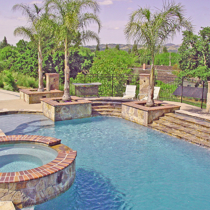 Swimming Pool Retaining Walls Photos & Ideas Houzz