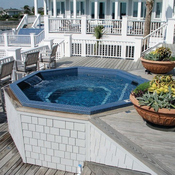 Waterfront Classic Hanover with Water Feature