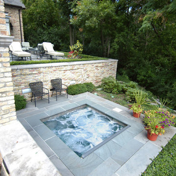 Winnetka, IL Inground Hot Tub with Automatic Pool Cover